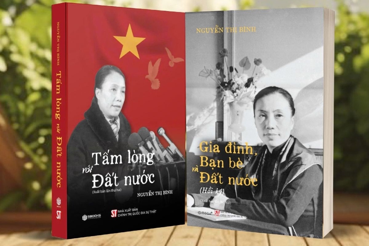 Doanh thu sách chính trị tăng đột biến