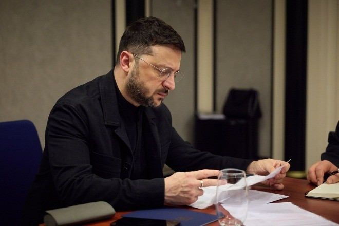 EU nói bê bối tham nhũng buộc Tổng thống Ukraine phải hòa đàm