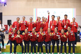 https://vms-files.vietnamnet.vn/vps_images_publish/000001/000003/2025/12/17/hcv-bong-nem-nu-3732.jpg