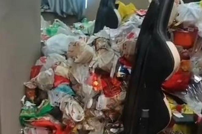 Khách trả phòng để lại 'núi rác' cao hơn 1m, khách sạn mất 3 ngày dọn dẹp