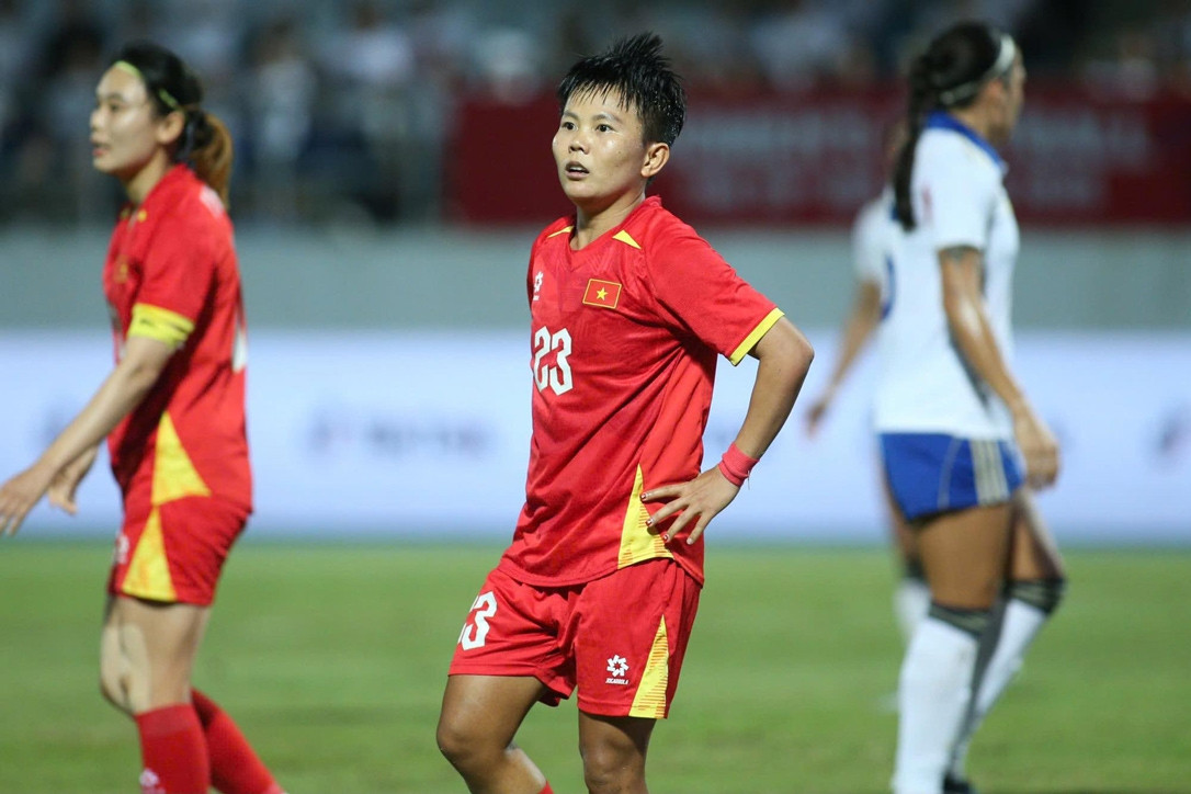 Thua cay đắng, tuyển nữ Việt Nam tuột tấm HCV SEA Games