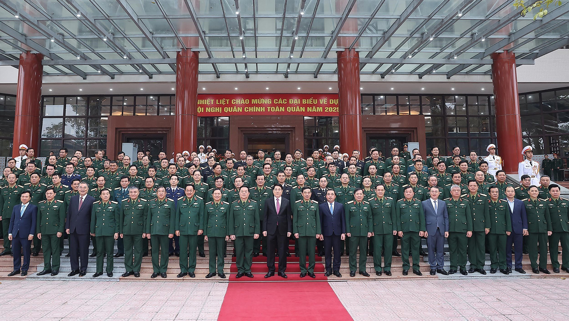 vnapotalchutichnuocduhoinghiquanchinhtoanquannam20258476261 17659375816511695078902.jpg