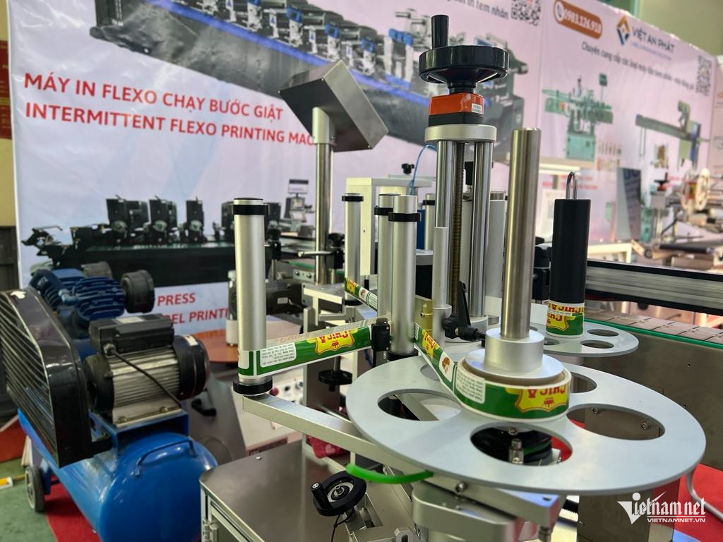 Box https://static-images.vnncdn.net/vps_images_publish/000001/000003/2025/12/17/w-anh-3-dn-viet-625.jpg