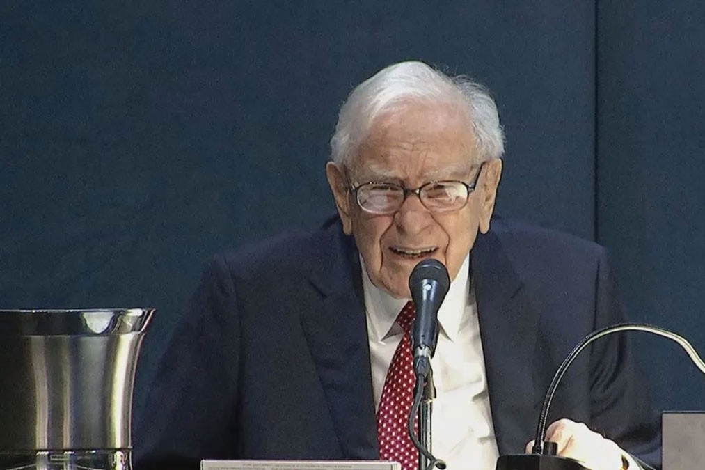 Warren Buffett đổi chiến lược, thu hẹp đầu tư tại Trung Quốc sau loạt biến cố