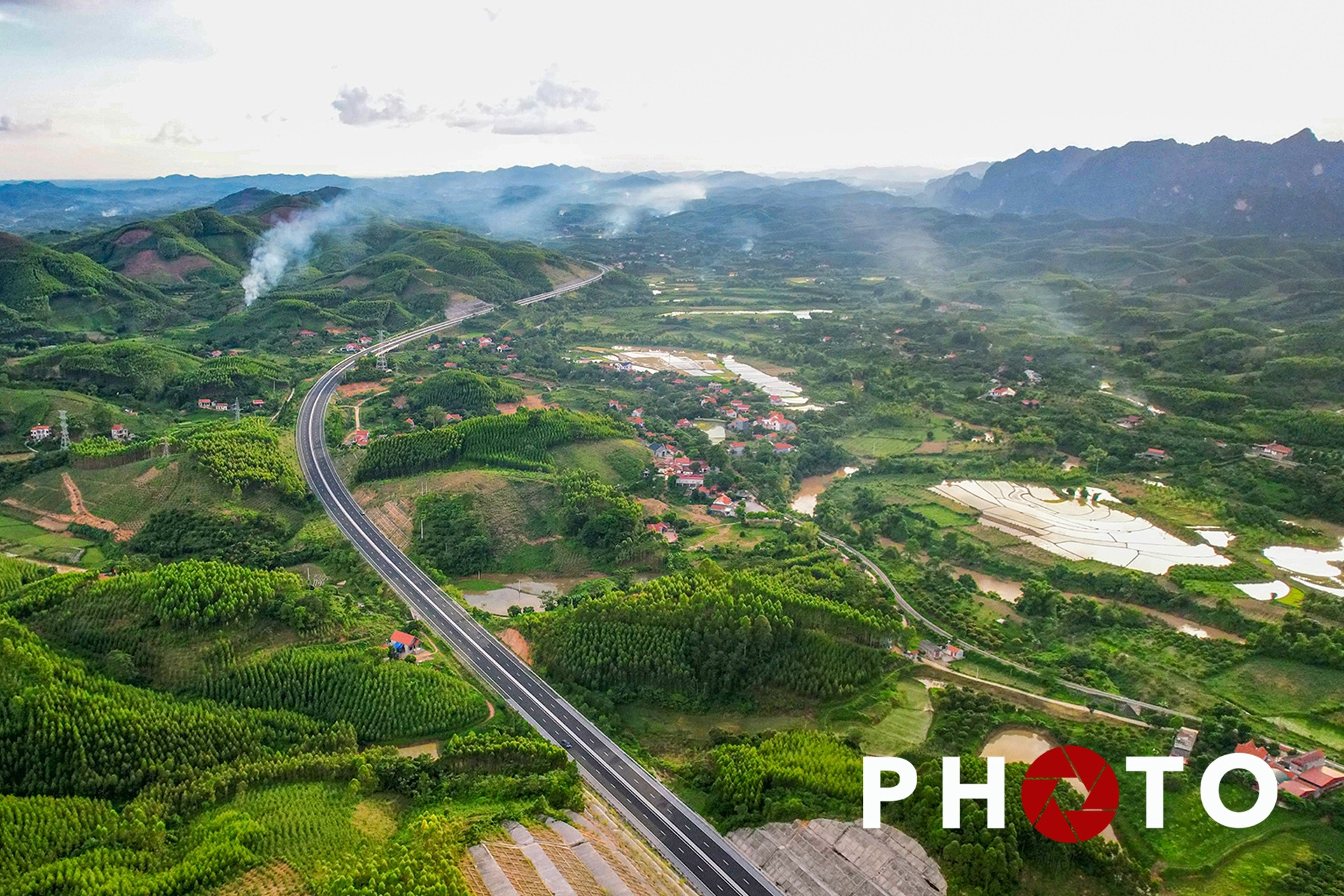 Cao tốc Bắc - Nam ngày đầu nối liền một dải