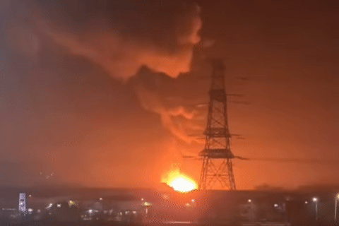 Cháy lớn tại khu công nghiệp ở Bắc Ninh, lửa đỏ rực kèm nhiều tiếng nổ