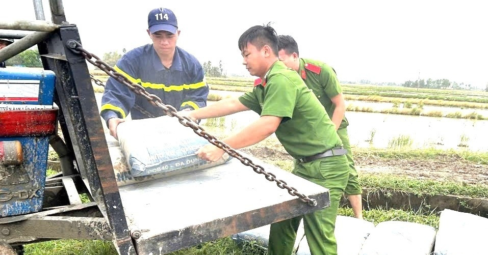 Công an Đắk Lắk tăng quân số xây 200 nhà để dân đón Tết