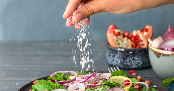 Nghiên cứu của Nhật Bản chỉ ra thói quen khi ăn trưa tốt cho huyết áp, tim mạch