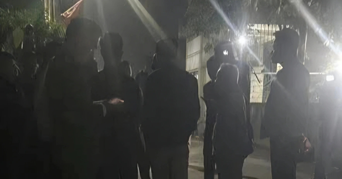 Phát hiện hai cha con tử vong bất thường tại nhà riêng ở Nghệ An