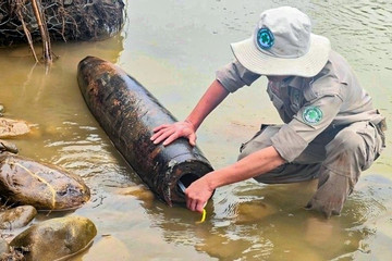 Phát hiện quả bom nặng 227kg chứa đầy thuốc nổ gần chợ ở thành phố Huế