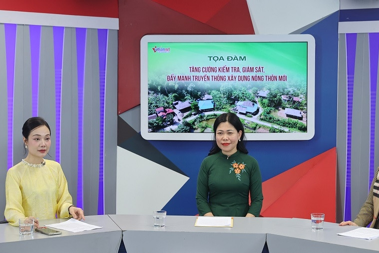 Tăng cường truyền thông và giám sát, nâng cao hiệu quả xây dựng nông thôn mới