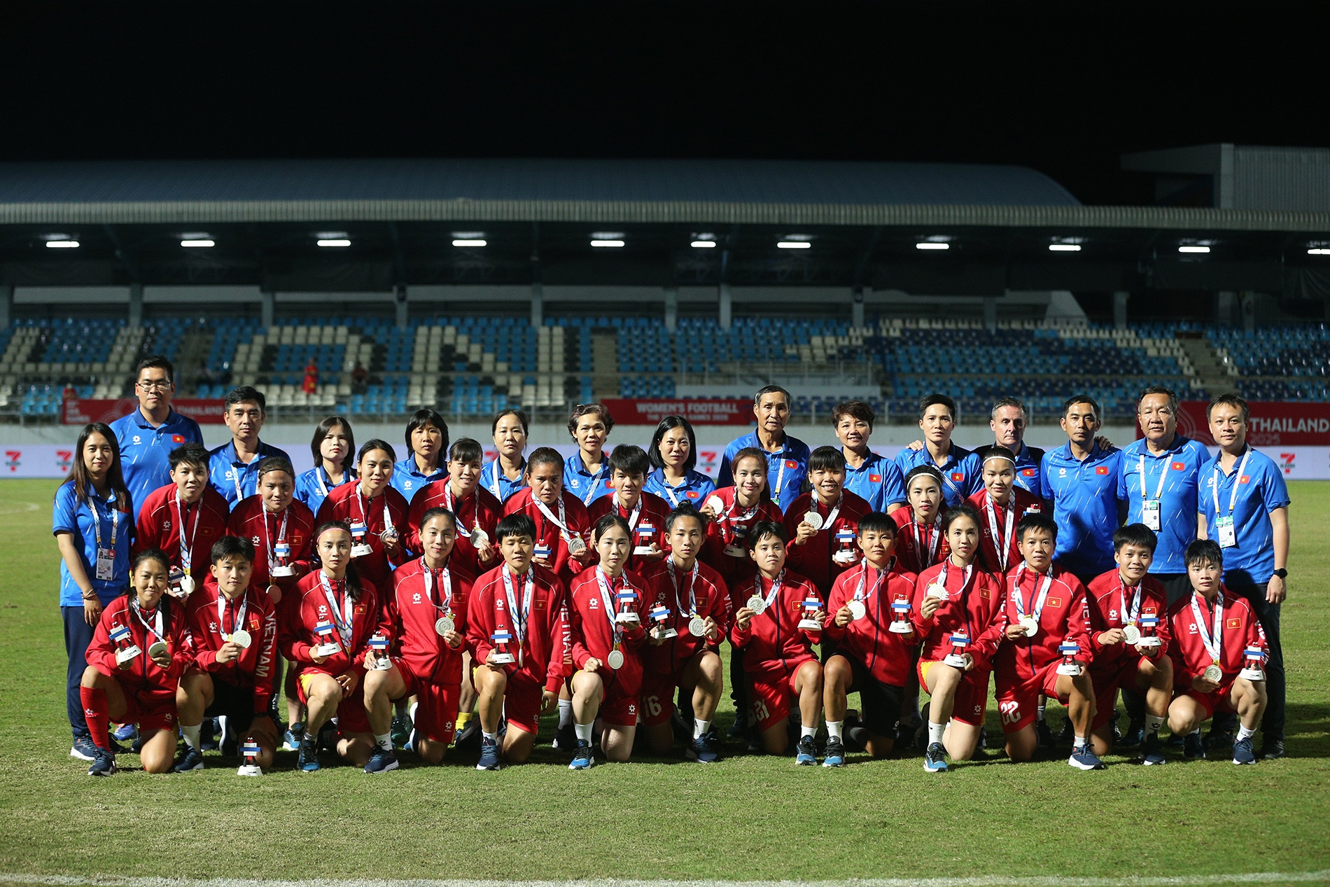 Thủ tướng gửi thư chúc mừng đội tuyển bóng đá nữ Việt Nam