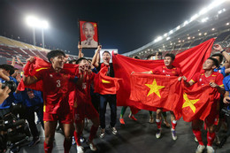 https://vms-files.vietnamnet.vn/vps_images_publish/000001/000003/2025/12/18/u22-viet-nam-4544.jpg