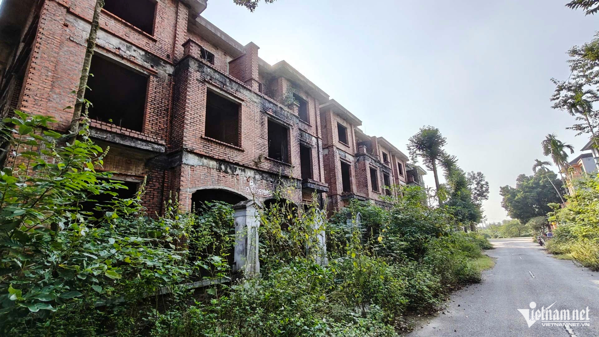 W-Biệt thự bỏ hoang  bắc ninh_17.JPG.jpg
