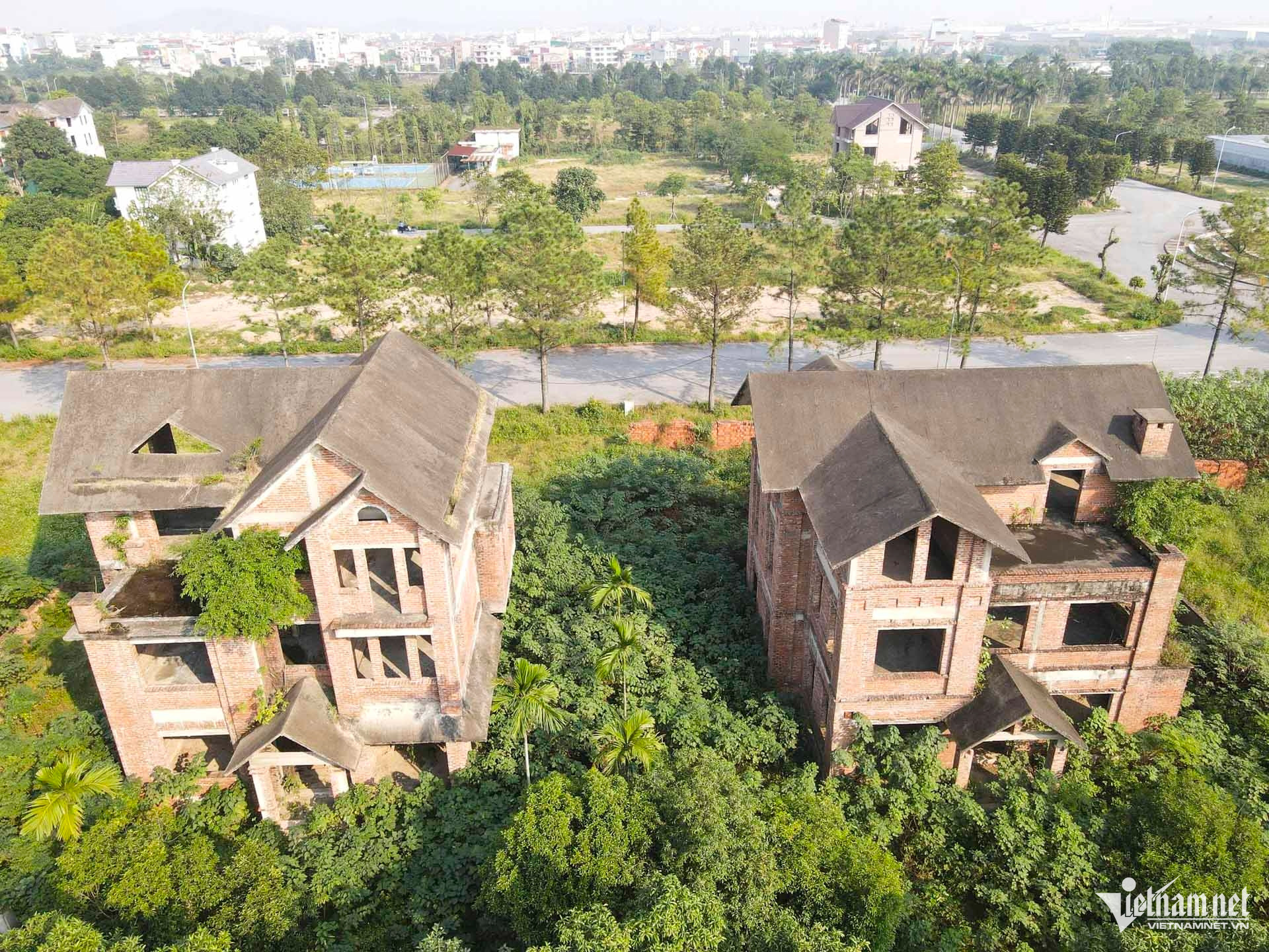 W-Biệt thự bỏ hoang bắc ninh_22.JPG.jpg