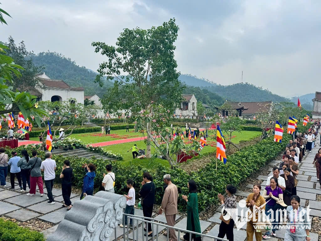 W-Nhiều hoạt động liên quan đến Phật giáo, tín ngưỡng đã và đang trở thành những không gian xã hội tích cực.jpg