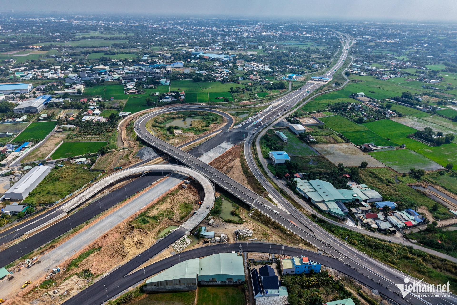 W-nút giao Mỹ Yên 7.jpg