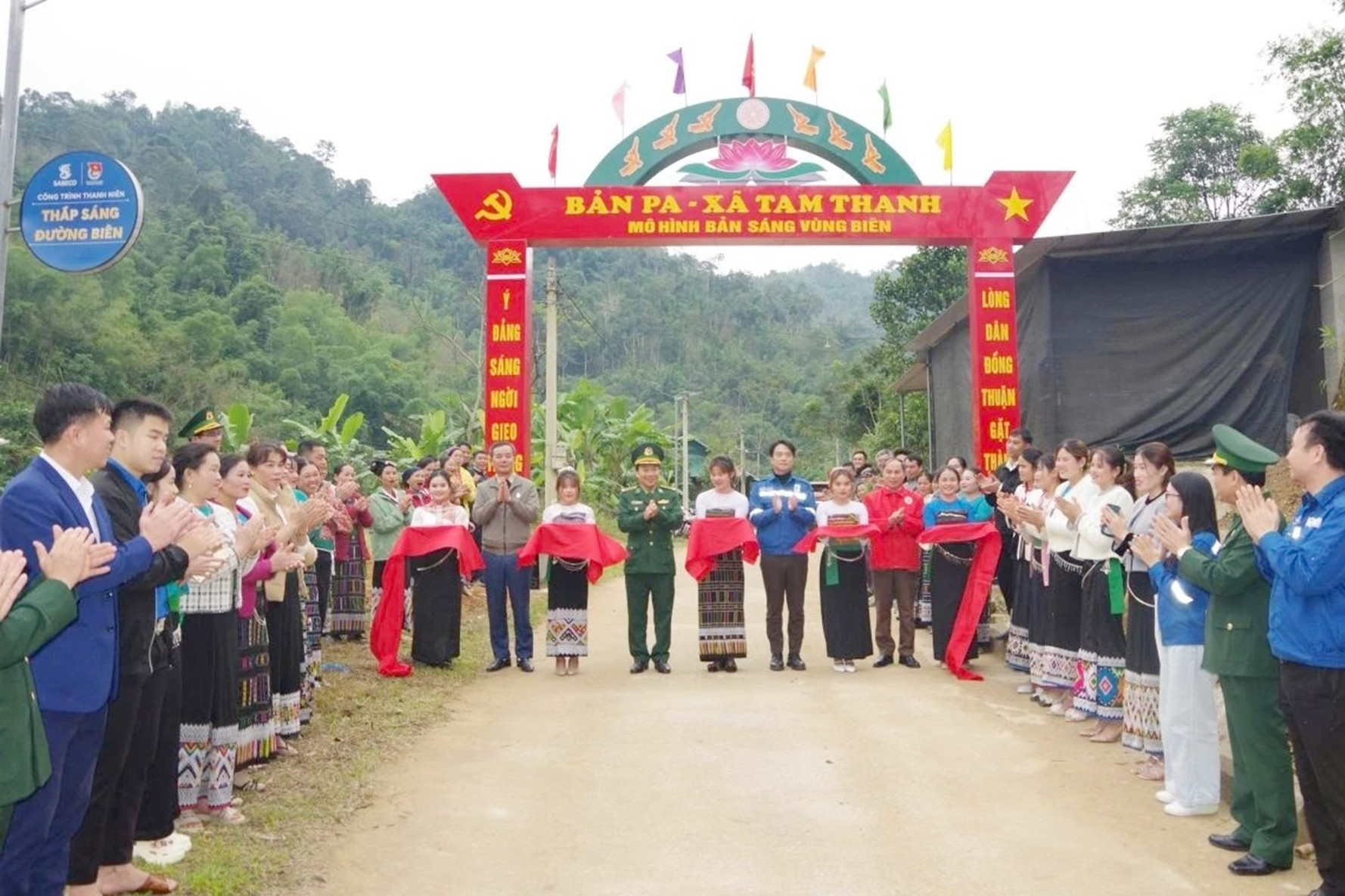 Bộ đội Biên phòng Thanh Hóa chung tay xây dựng mô hình “Bản sáng vùng biên”