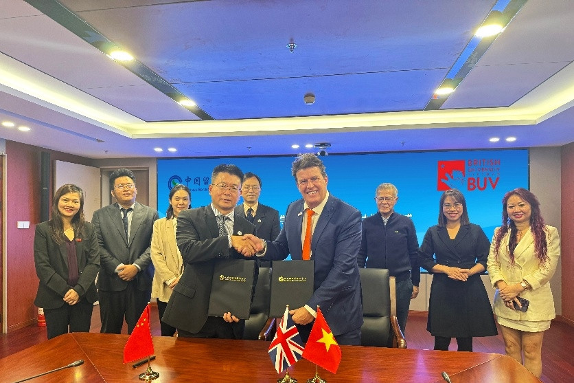 BUV hợp tác với Trung tâm Dịch vụ Trao đổi Học thuật Trung Quốc