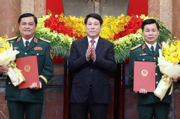 Chủ tịch nước trao quyết định thăng quân hàm Thượng tướng