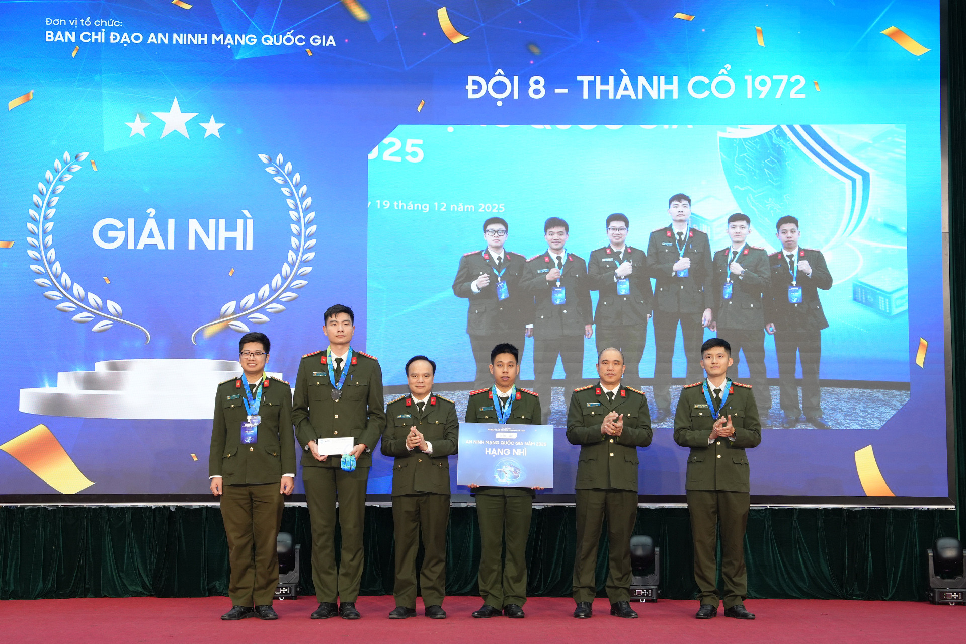 Giai an ninh mang .jpg