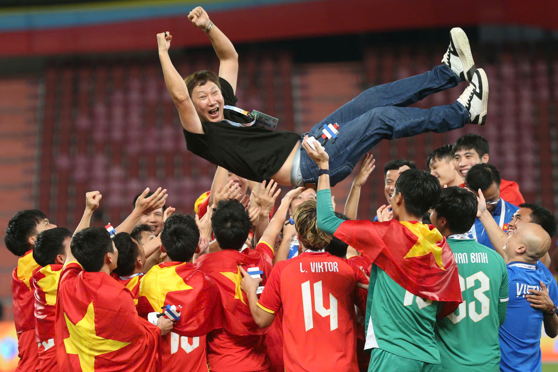 Kim Sang Sik Viet Nam U22 Thai Lan 2.jpg