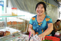 Vương quốc quýt hồng miền Tây rực sắc vàng cam, khách đổ về nườm nượp Quán bún mắm 40 năm đông khách ở miền Tây, bà chủ tiết lộ bí quyết