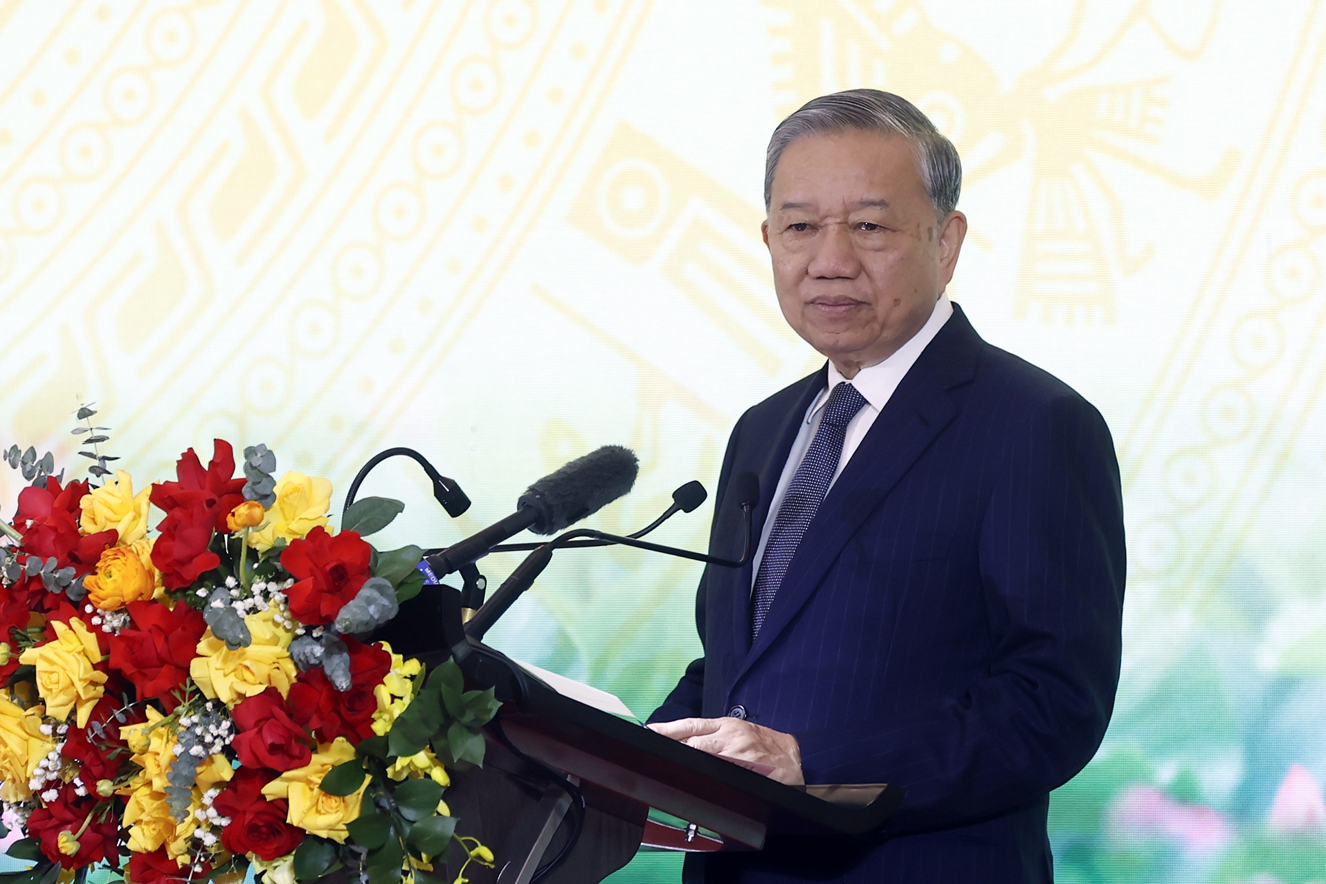 Tổng Bí thư: Không để hình thành các 'vùng trũng' dư luận