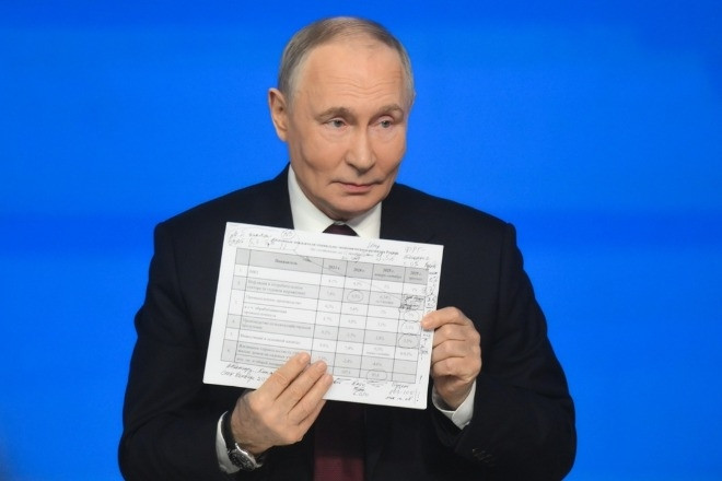 Tổng thống Putin trả lời nhiều câu hỏi về Ukraine và nền kinh tế Nga