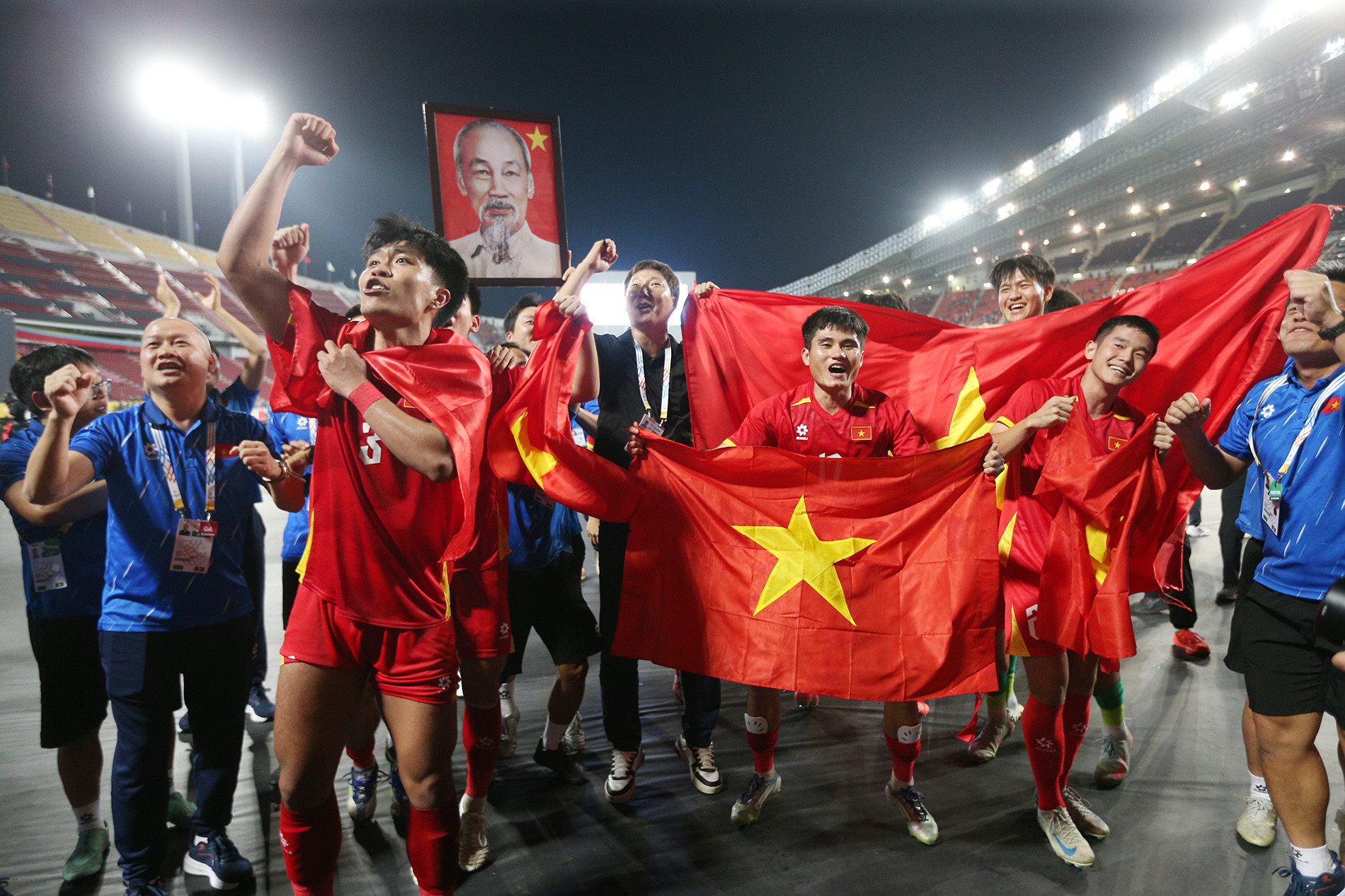 u22 viet nam 123.JPG