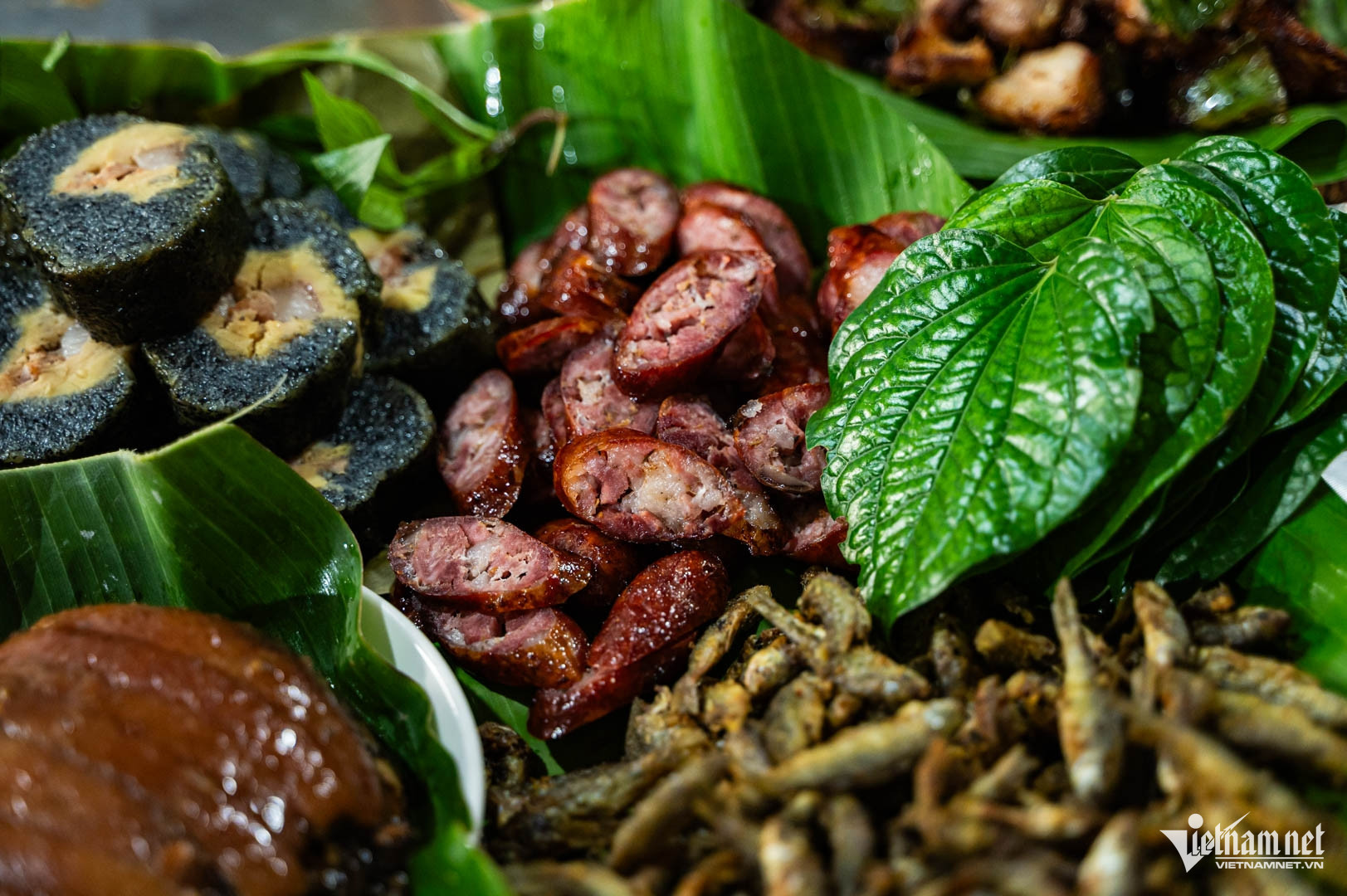 W-lạp sườn đặc sản lạng sơn.jpg