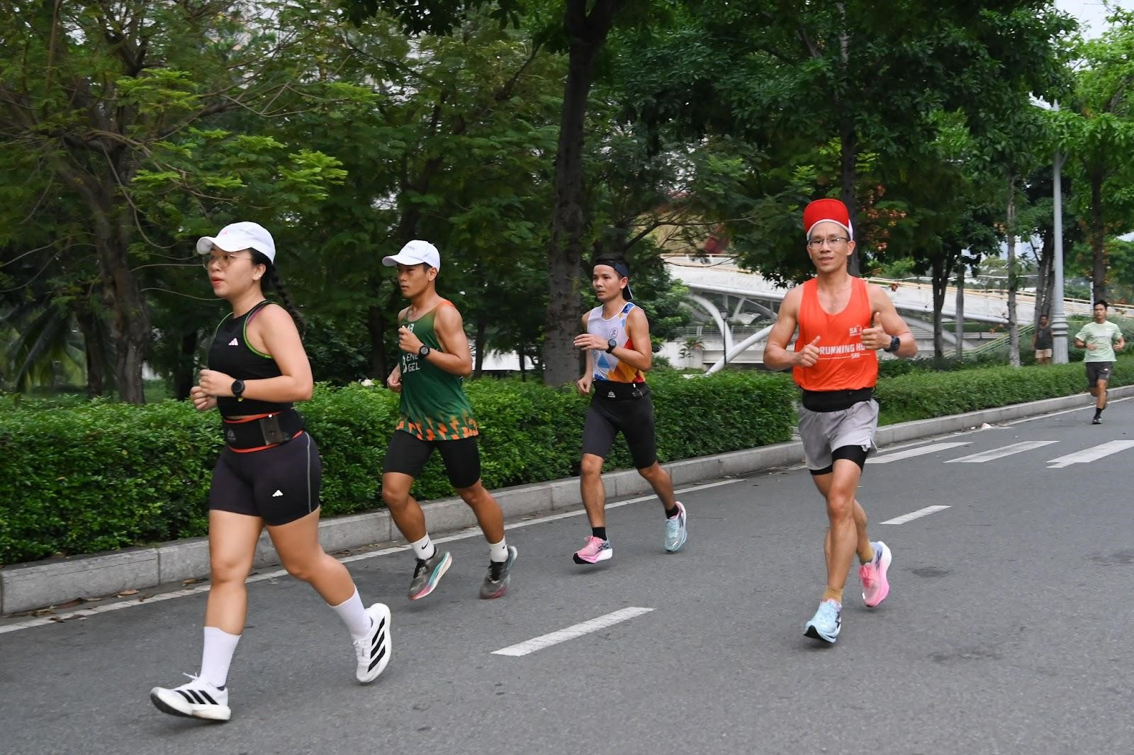 1Thói quen tưởng vô ích lại giúp runner cải thiện tốc độ.jpg