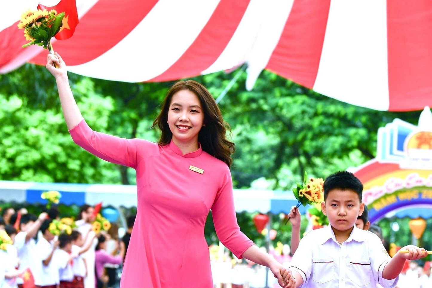 Đề xuất hỗ trợ học bổng cho con giáo viên, xây mới trụ sở Bộ GD-ĐT