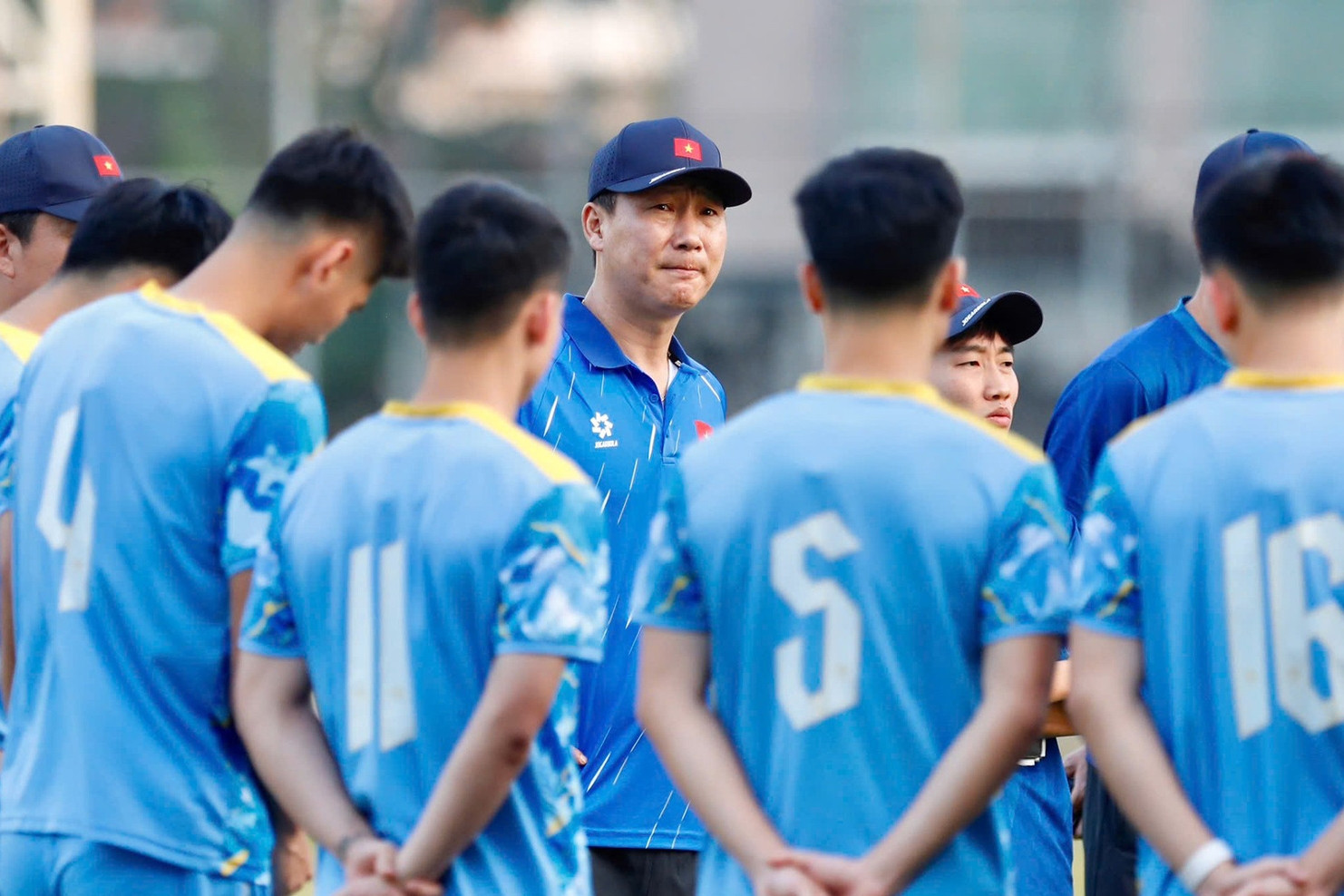 HLV Kim Sang Sik dùng đội hình mạnh nhất U22 Việt Nam đấu Lào?