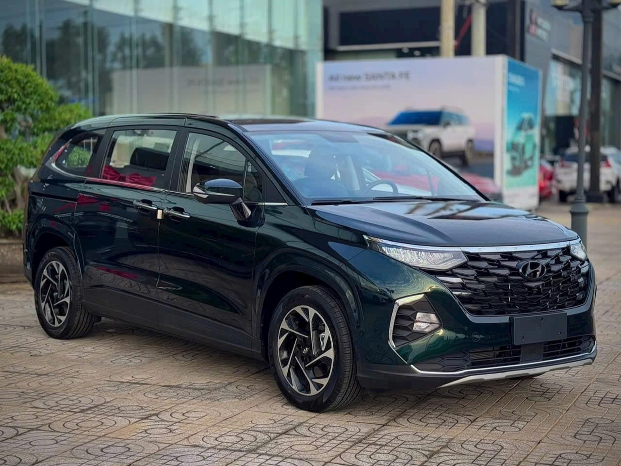 hyundai custin 15 cao cap.jpeg