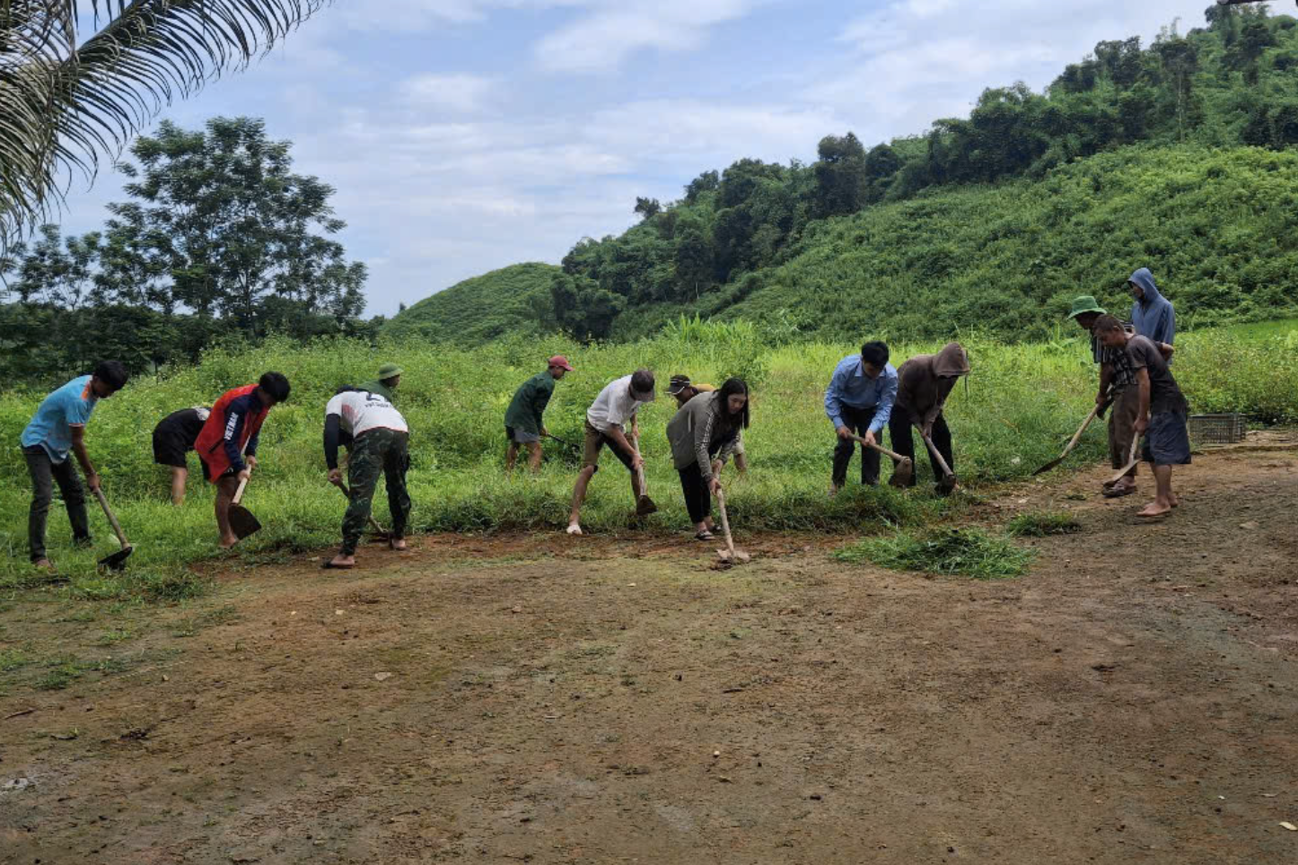 Kiểm tra các tiêu chí nông thôn mới tại xã Mường Nhé