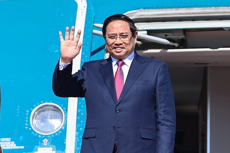 Thủ tướng Phạm Minh Chính tới Vientiane, Lào