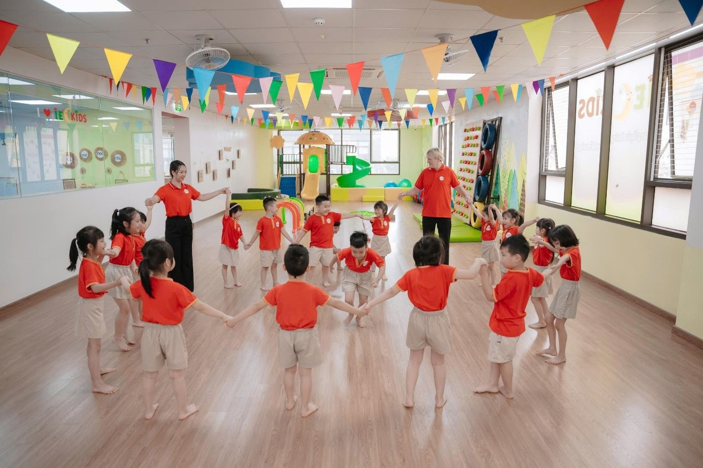 Trường mầm non IECKIDs - 6 giá trị cốt lõi giúp trẻ phát triển toàn diện