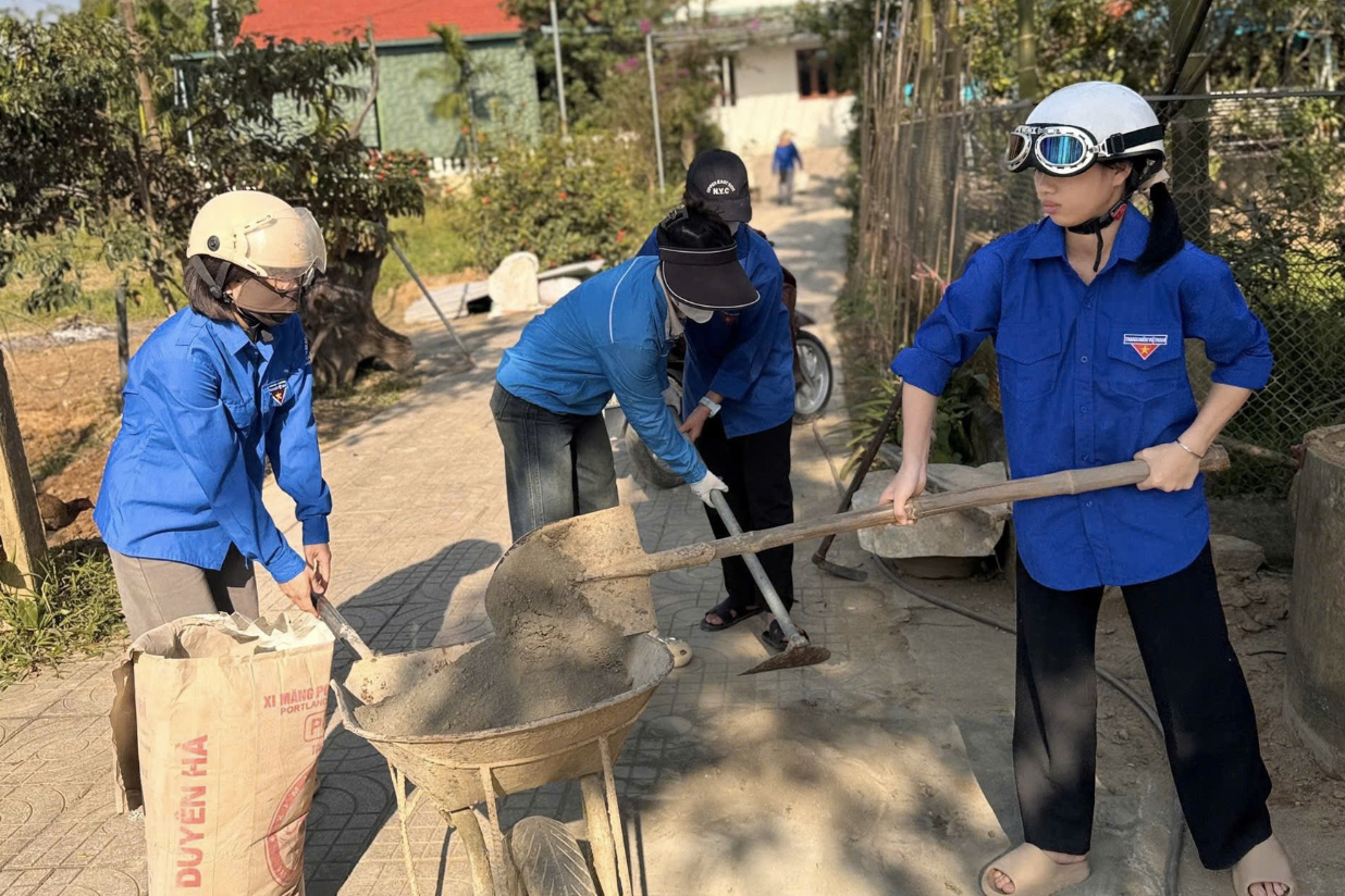 Tuổi trẻ Hà Tĩnh lan tỏa khí thế mới trong 60 ngày xây dựng nông thôn mới