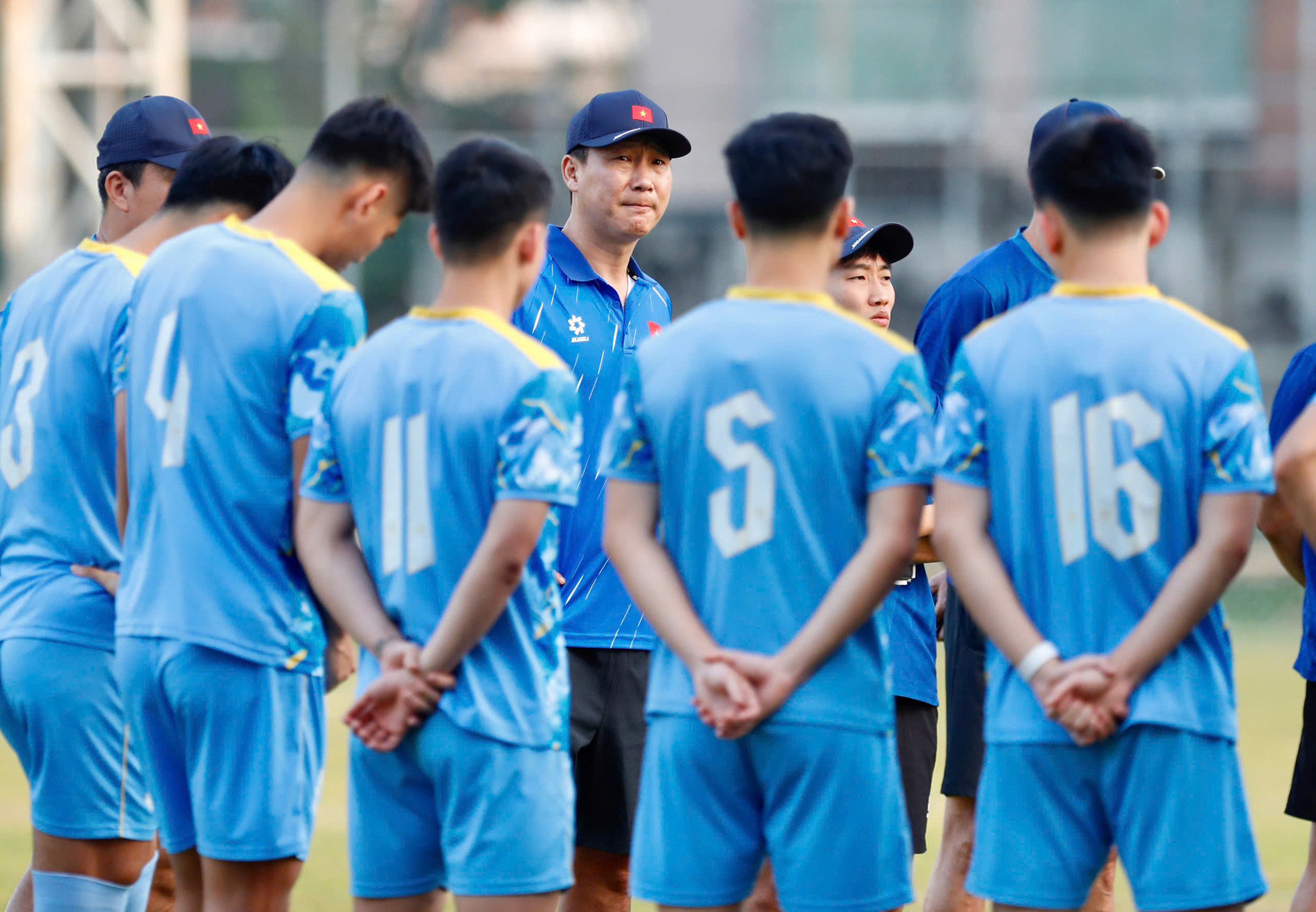 HLV Kim Sang Sik dùng đội hình mạnh nhất U22 Việt Nam đấu Lào? u22 viet nam 11.jpg