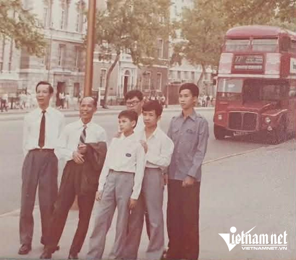 W-Tiến sĩ Lê Bá Khánh Trình.jpg