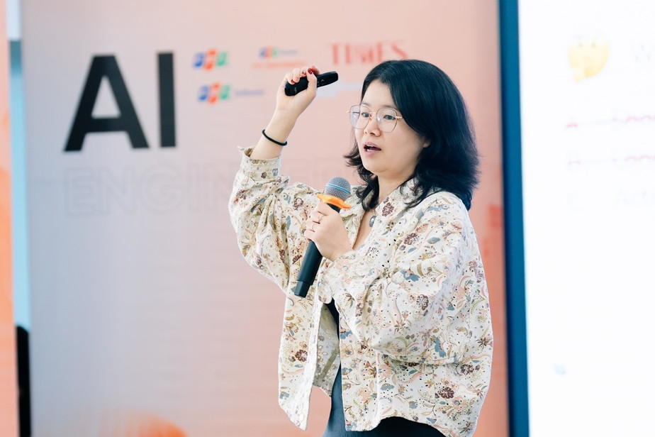 Càng sợ AI thay thế, càng phải nhảy vào làm