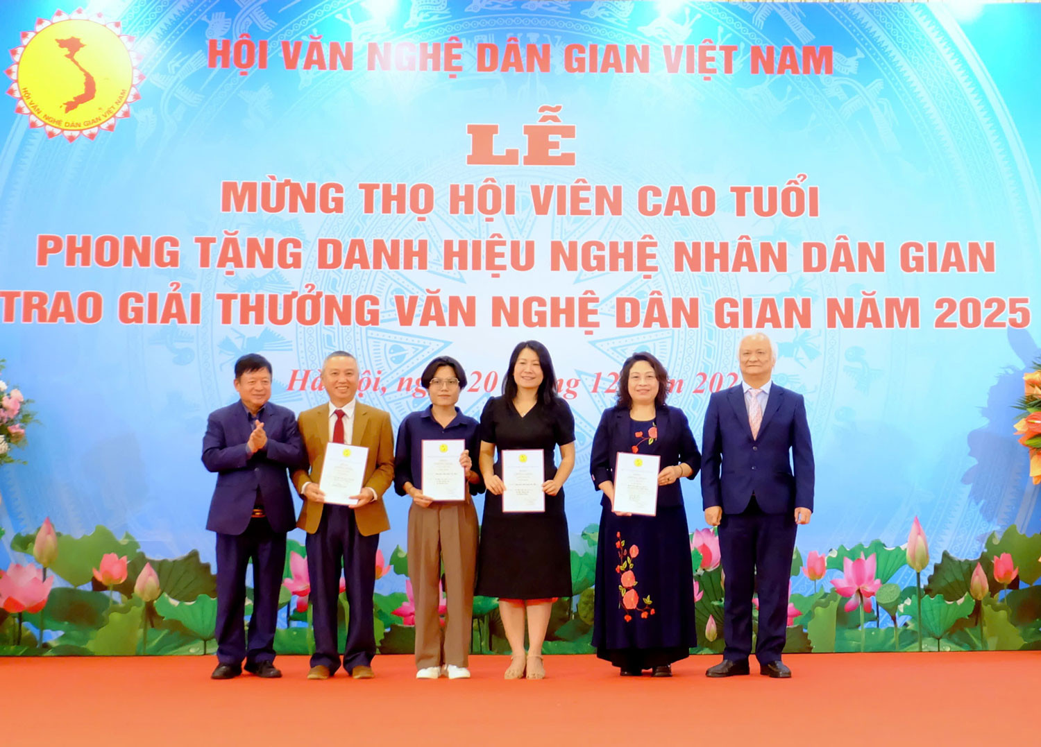 gen h z7345987971242_3e5e53614aeab99a4852d6270839ffb3.jpg