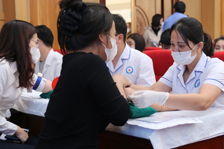 Vì sao người dân nên xét nghiệm máu 1-2 lần/năm?