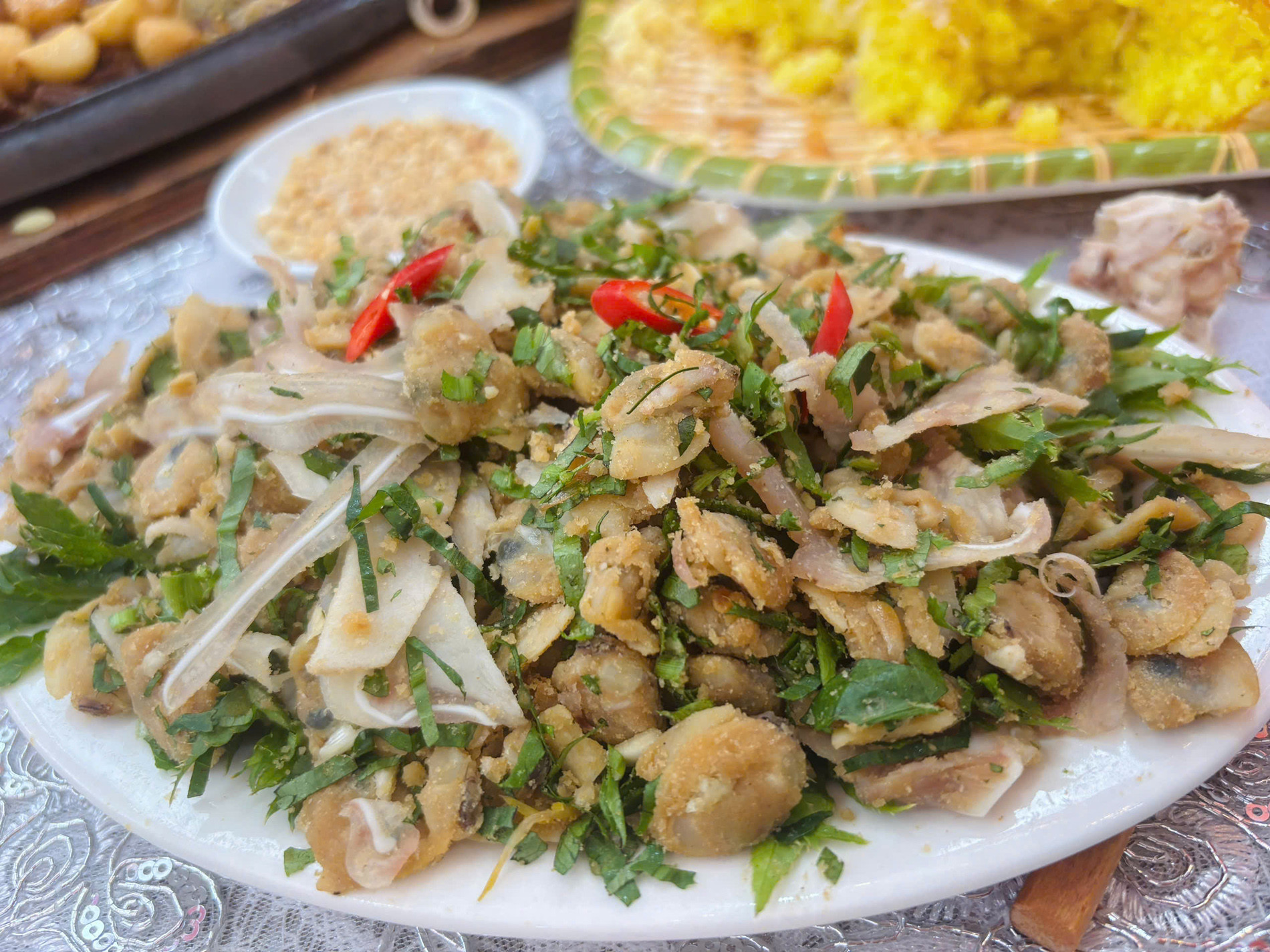 nem ngao   nhật hà.jpg