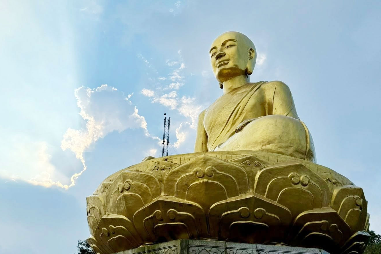 Ngày Phật hoàng Trần Nhân Tông nhập niết bàn, nghĩ về tư tưởng Tam hòa của Ngài