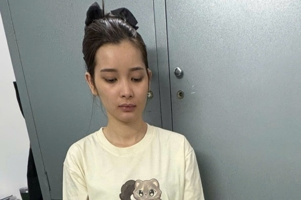  Nữ nhân viên giở trò ‘phù thủy’ đánh tráo nữ trang của chủ tiệm vàng ở Cần Thơ 