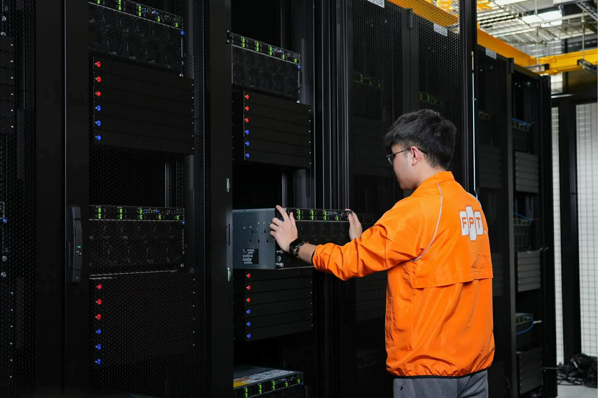 phat trien va ung dung AI.jpg