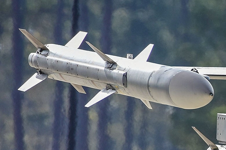 Tên lửa AIM-9 Sidewinder huyền thoại, công nghệ ‘khủng’, ‘hồi sinh’ trên chiến trường Ukraine 