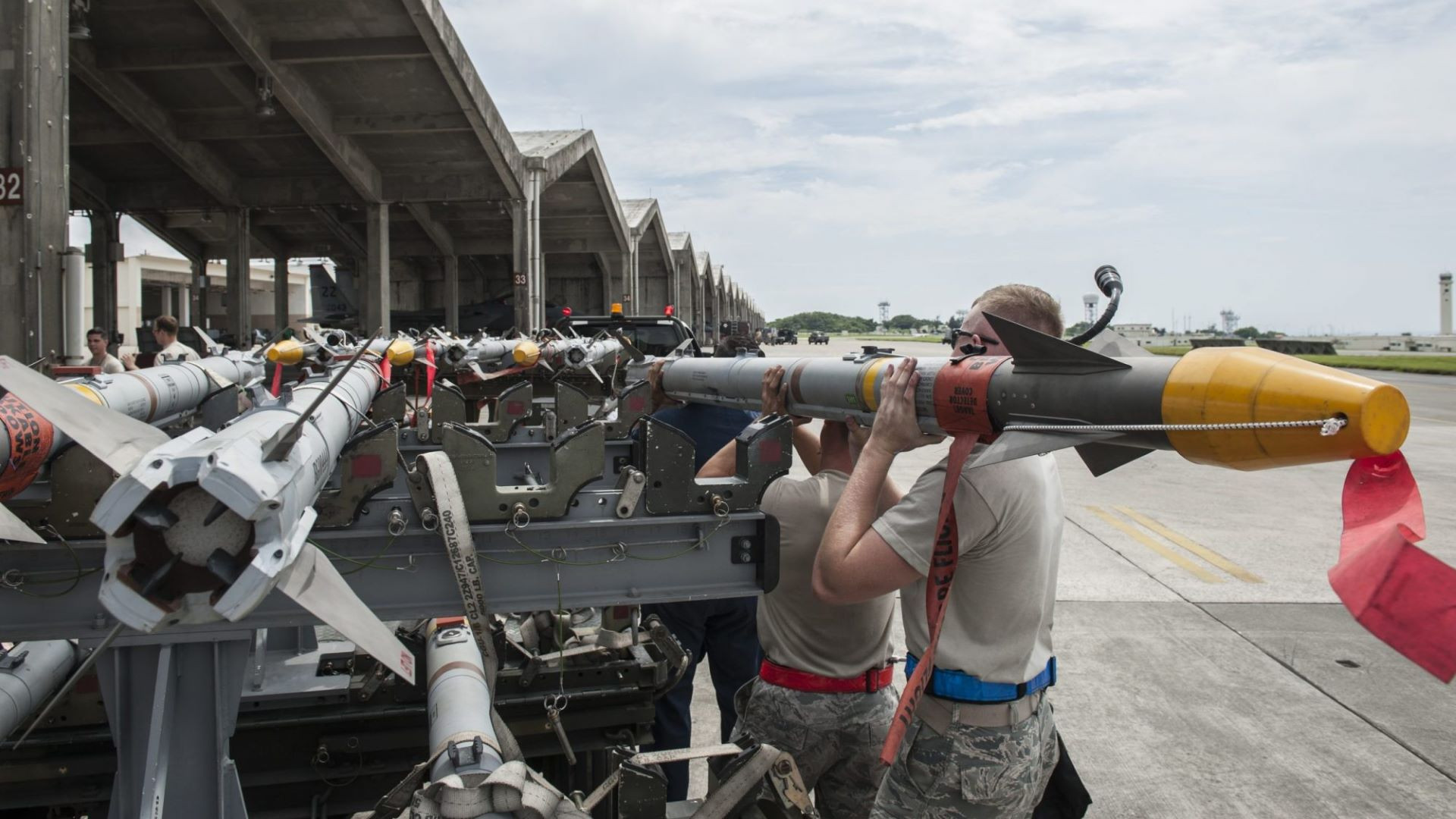 tên lửa AIM9 Sidewinder 4.jpg